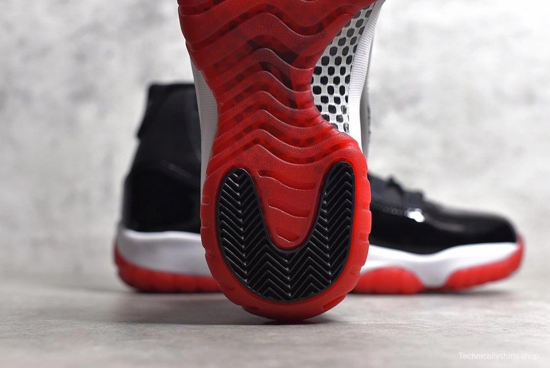 Air Jordan 11 Bred