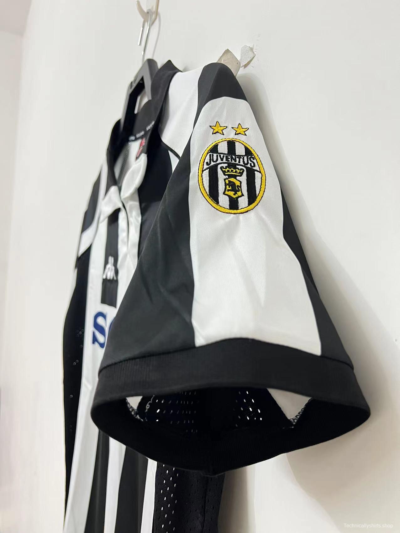 Retro 97/99 Juventus Home Soccer Jersey