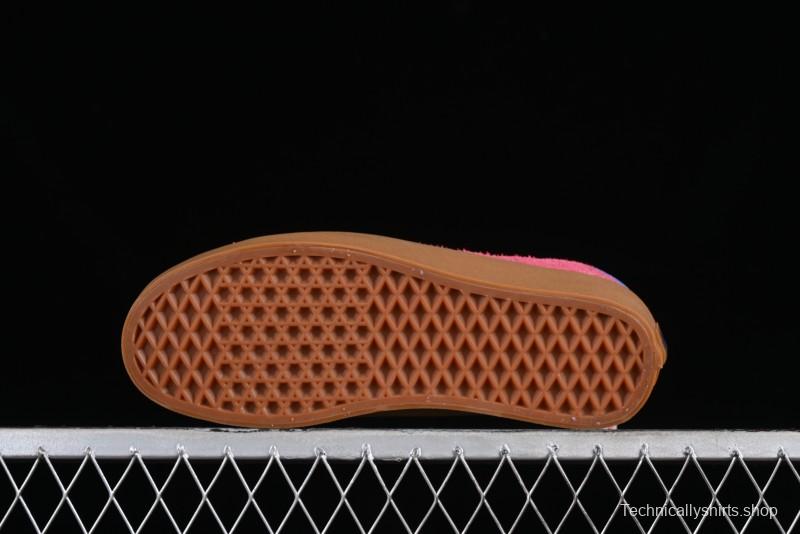 Vans Vault Og Sport Low Retro Suede Canvas Vulcanized Shoes in Dragon Fruit - VN000CQRCHL