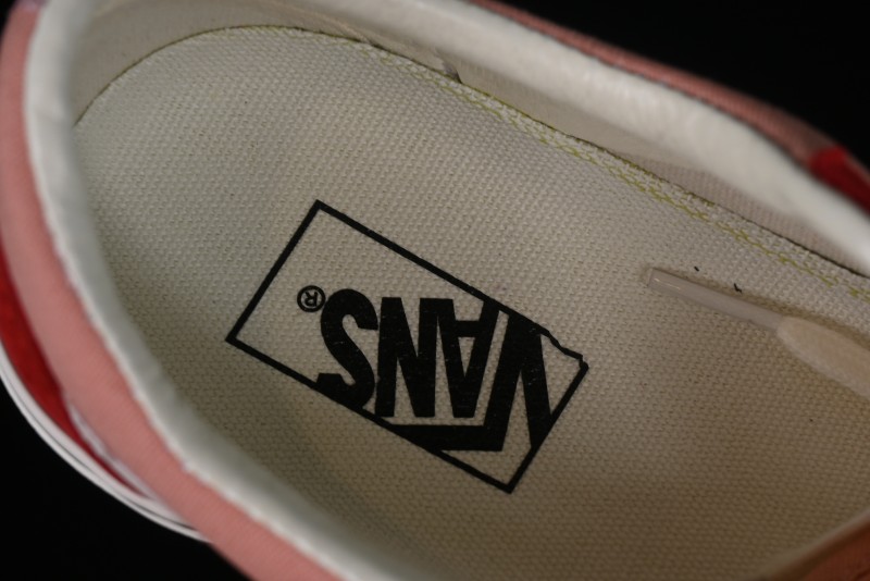 Vans Old Skool Reissue 136 High-End Pink Canvas Vulcanized Shoes with Detachable Lightweight Anti-Fatigue Insole - VN000MT6DWB