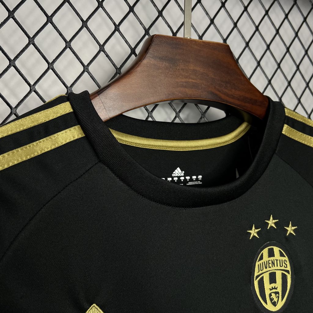 Retro 15/16 Juventus Third Black Jersey