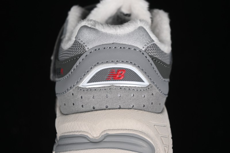 New Balance 2002R Series Kids' Hook & Loop Warm Lined Shoes - PV2002RG
