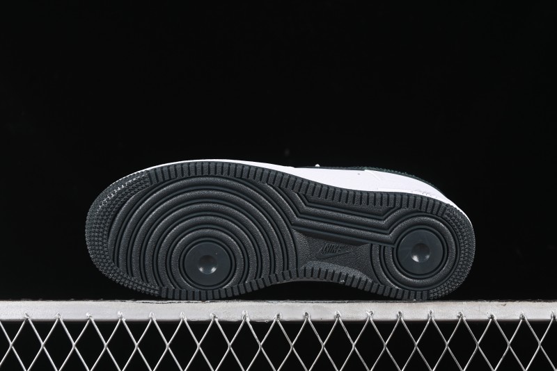 Nike Air Force 1 '07 Low Casual Sneakers with Full-Length Air Cushion - FV5948-110