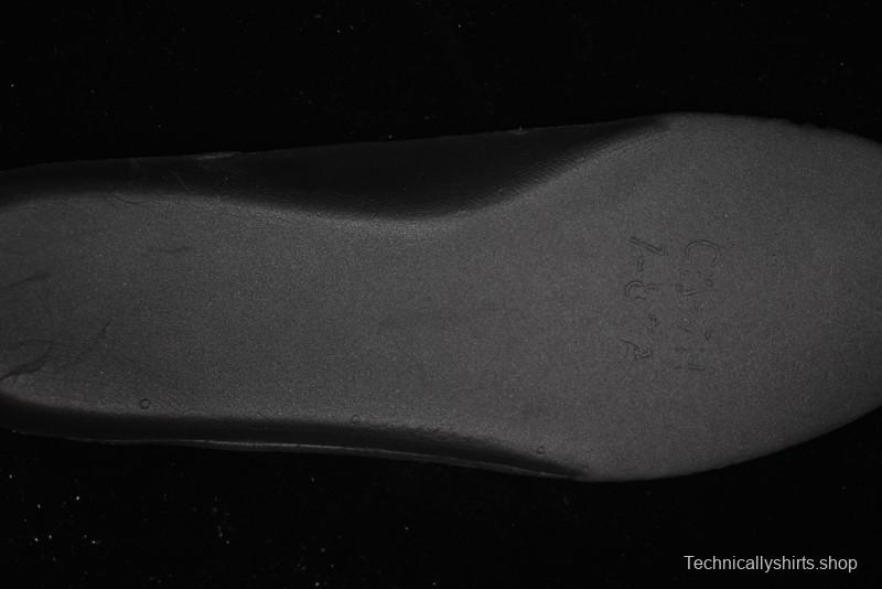 Nike Air Humara Retro Trail Running Shoes with 1990s Outdoor Style - FJ7109-001