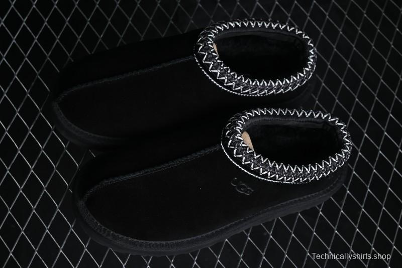 UGG Classic Mini II Snow Boots with TREADLITE Outsole - 5955