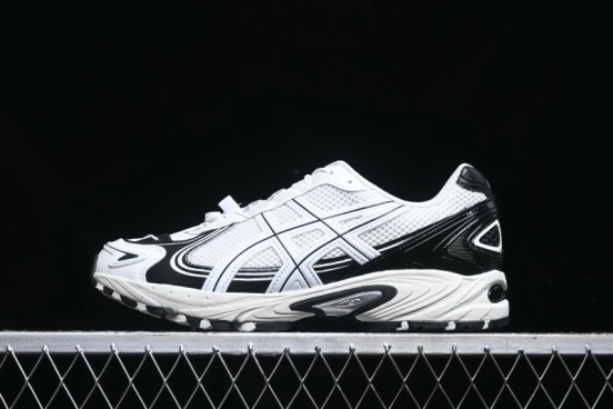 Asics Gel-Kahana Tr V4 Running Shoes with FF BLAST PLUS Cushioning - 1203A497-100