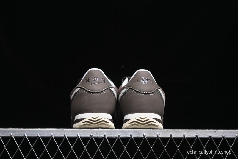 Nike Classic Cortez Leather Retro Running Shoes - FQ8144-237