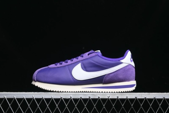 Nike Classic Cortez Leather Retro Running Shoes - DZ2795-500