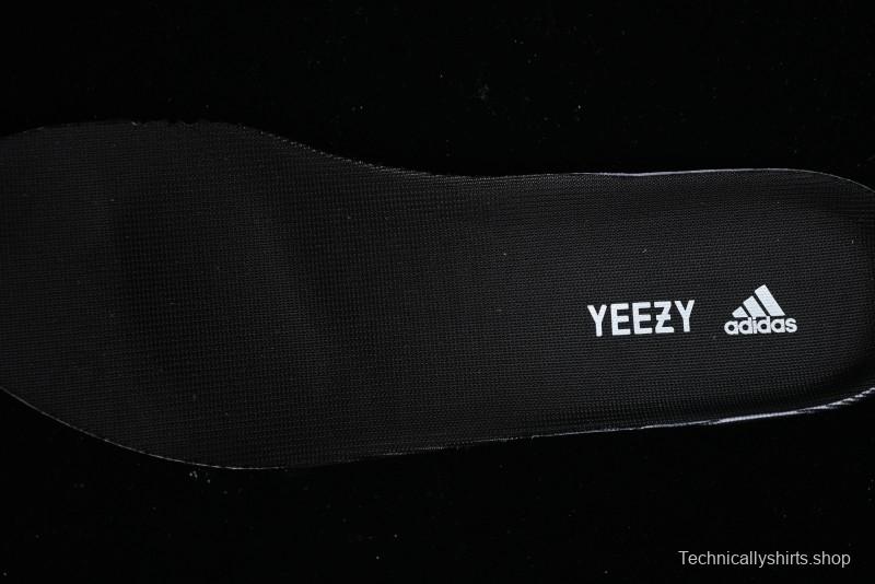 Adidas Yeezy Boost 700 V2 Utility Black Running Shoes with 3M Reflective Details - FV5304