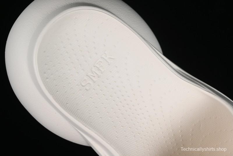 SMFK COMPASS Embossed One-Piece Platform Slides - E9066