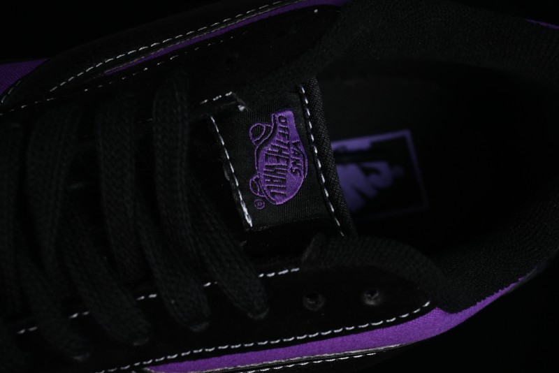 Vans Classics Knu Skool Black Purple Slip-On Shoes - VN0009QCSWE