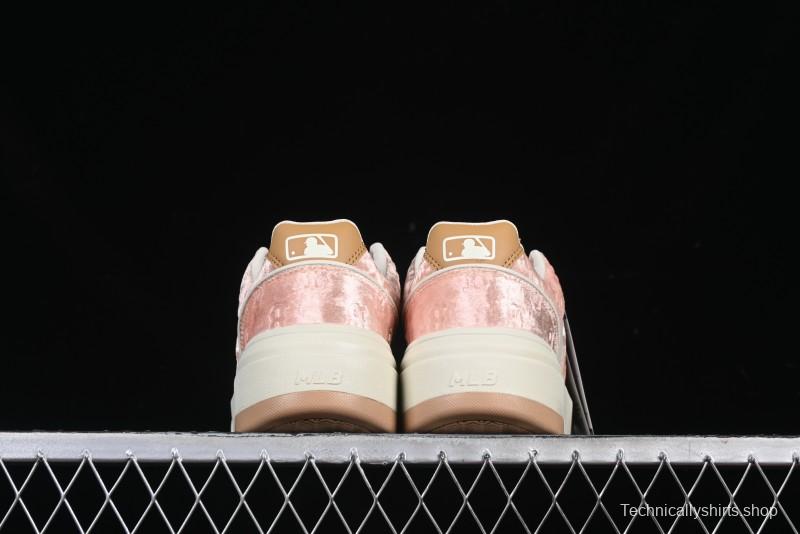 New York Yankees MLB Bigball Chunky Window Velvet Monogram Thick Platform Casual Running Shoes - 3ASXCVC4643BGS