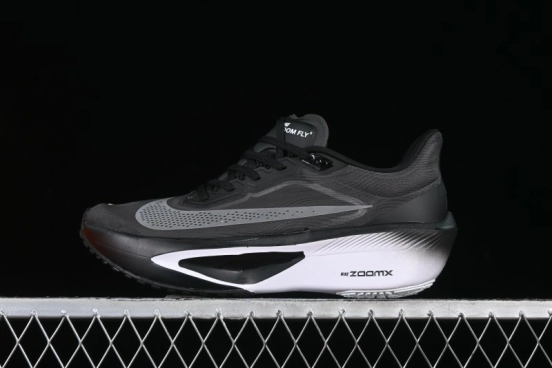 Nike Zoom Fly 6 Lightweight Responsive Running Shoes with Carbon Fiber Plate - FN8454-001