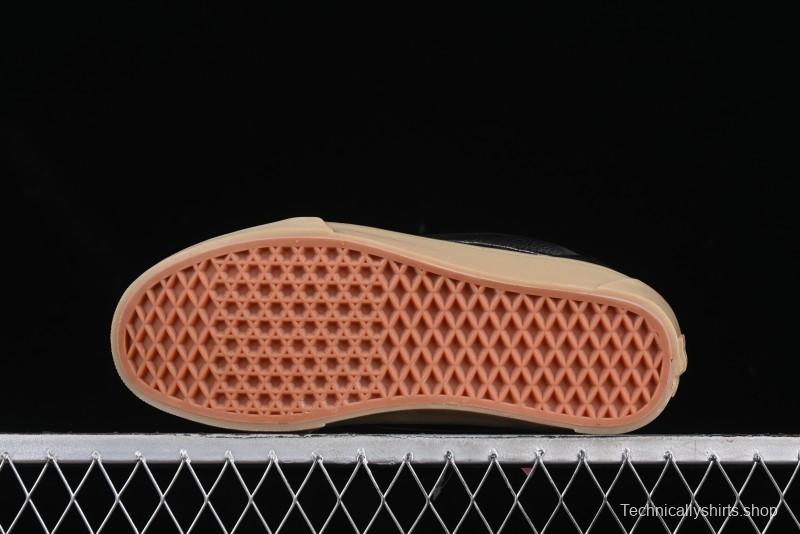 Vans Knu Skool Low-Top Retro Chunky Sneakers - VN000CRPGRN