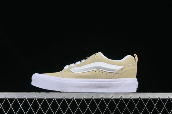 Vans Knu Skool Low-Top Retro Chunky Sneakers - VN000CRPD3Z
