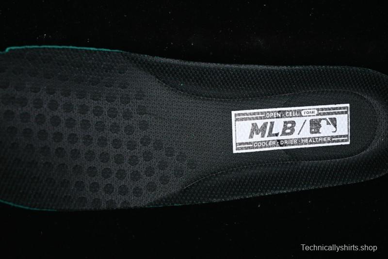 NY Yankees Black & Yellow Sneakers - Bold Logo Streetwear Shoes