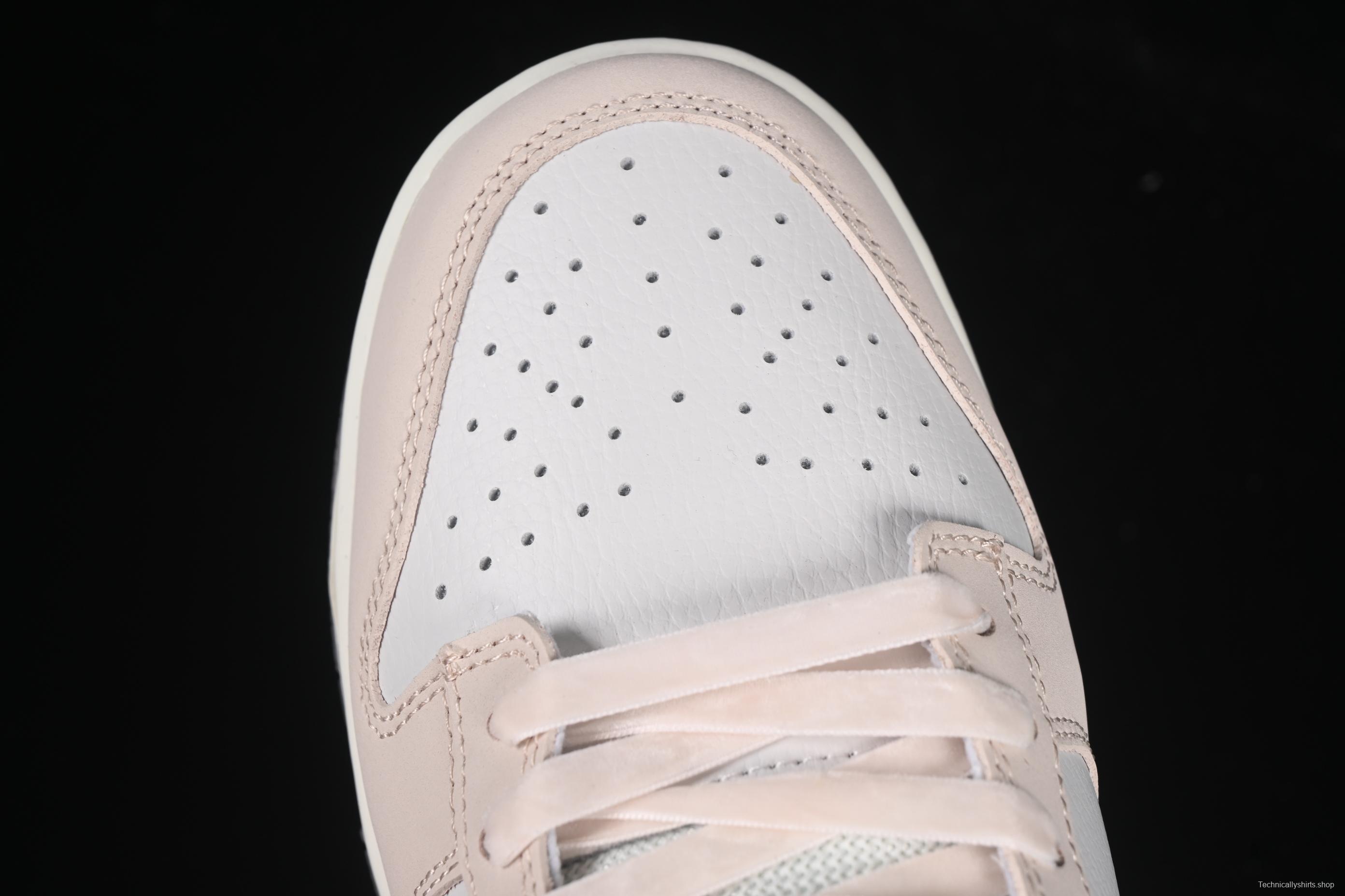 Nike SB Dunk Low White Light Pink SB Low-Top Casual Skate Shoes - FB7901-601