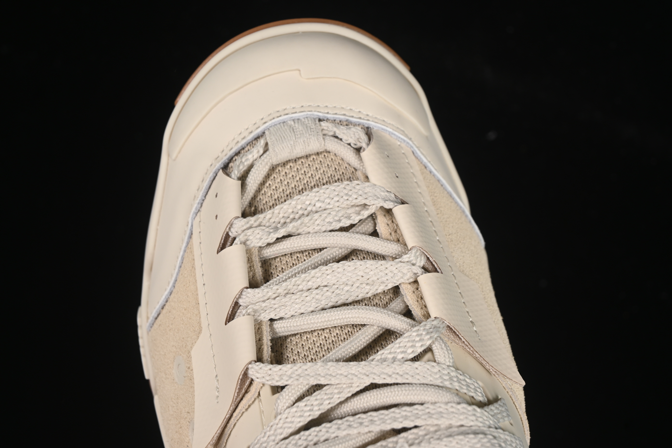 Nike Sacai Zegamadome SP Low-Top Lifestyle Sneakers with Functional Design - HQ8618-101