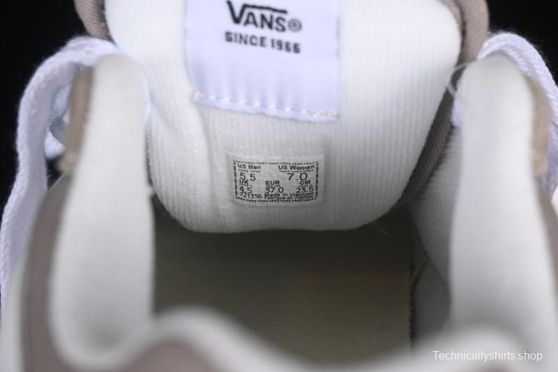 Vans Knu Skool Low-Top Retro Chunky Sneakers - VN000D6ZH2B