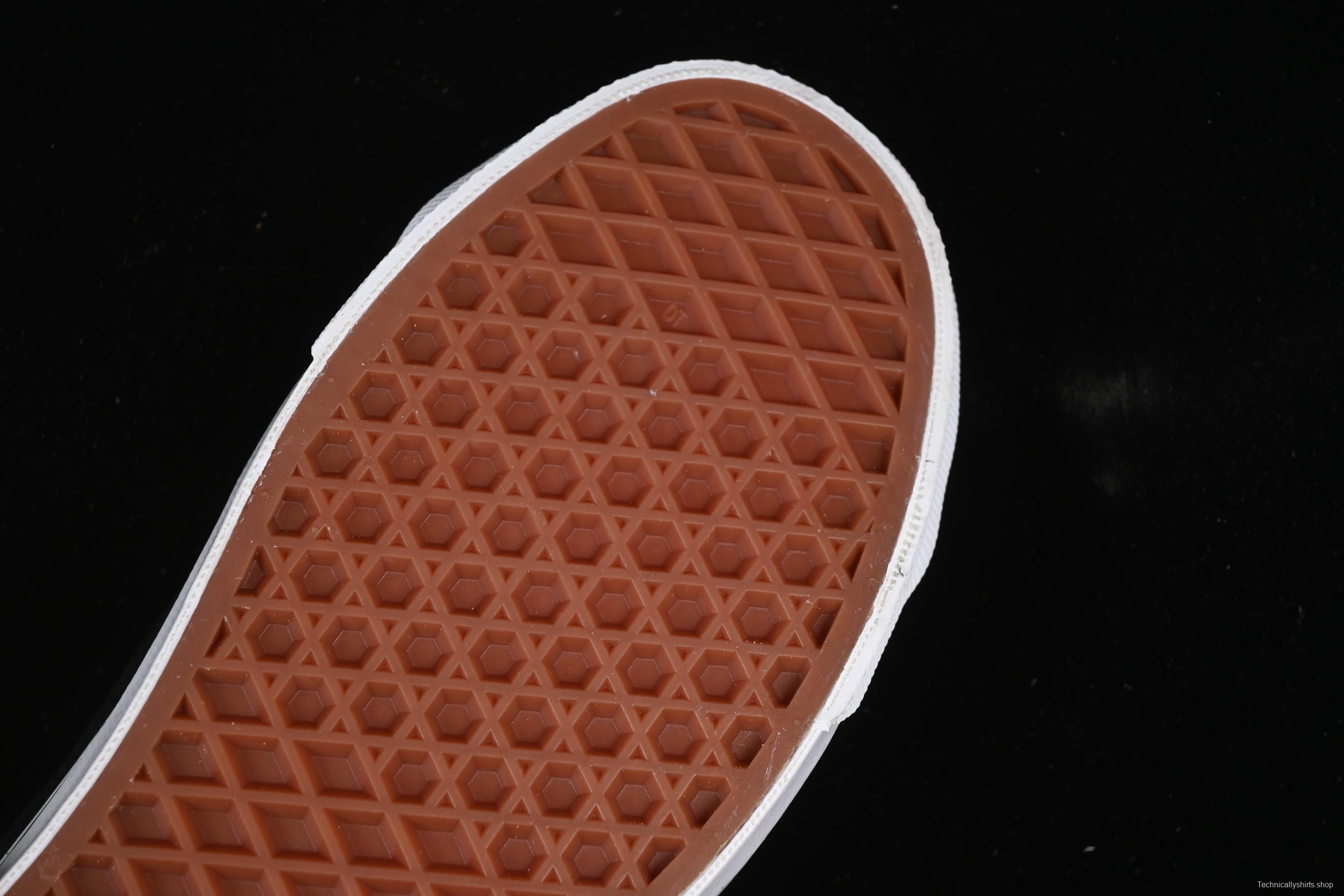 Vans Old Skool 36 Vibram Low-Top Retro Skate Shoes - VN000D2GBA2