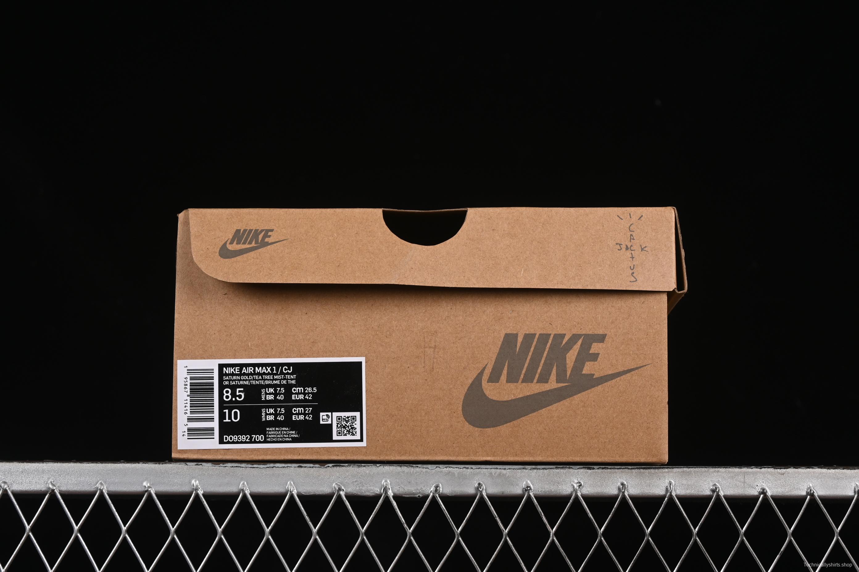 Nike Air Max 1 Travis Scott Collaboration Retro Running Shoes in Wheat Color with Reverse Swoosh - DO9392-700