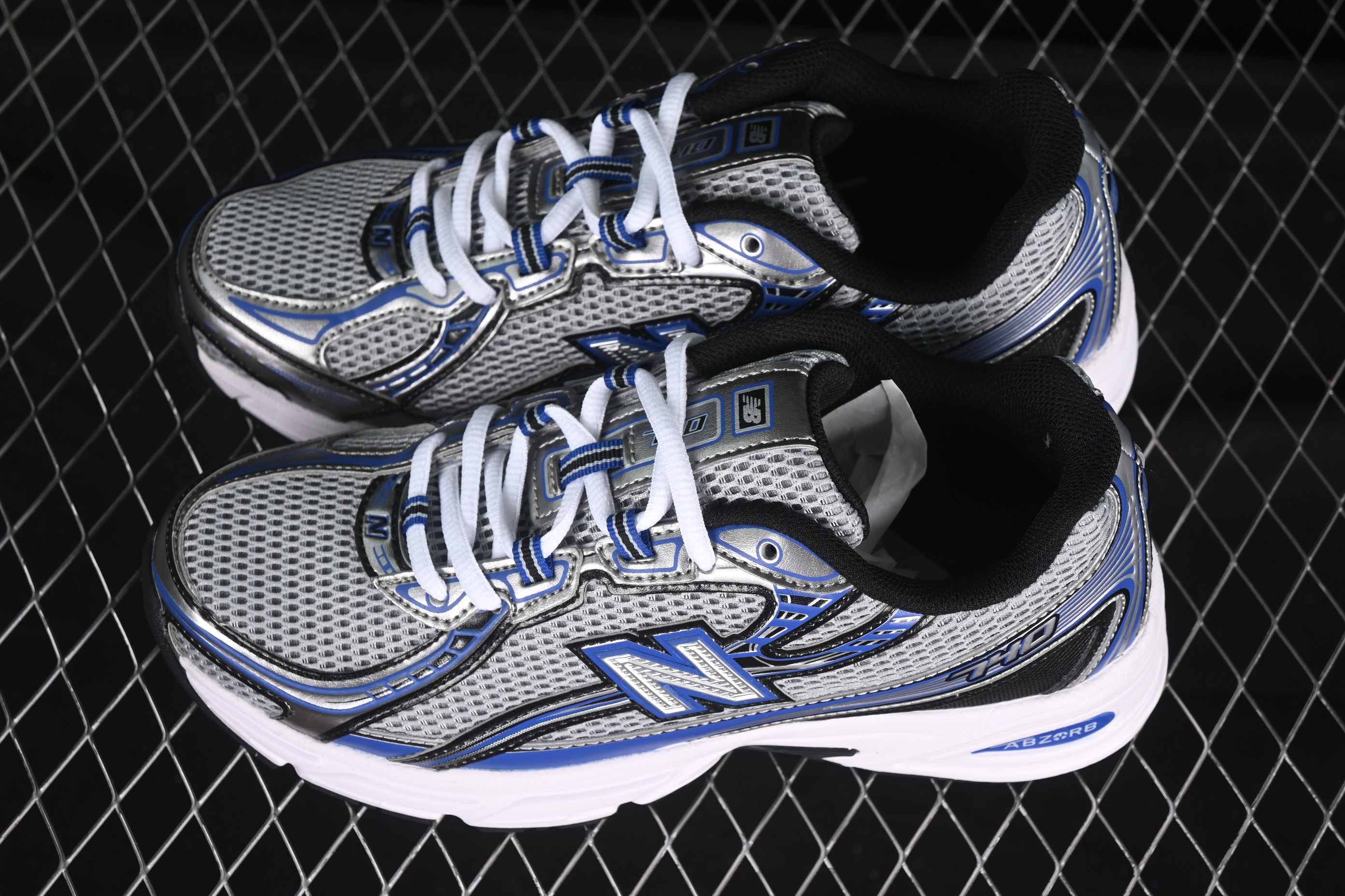 New Balance 740 Series Retro Dad Style Casual Running Shoes - U740SB2