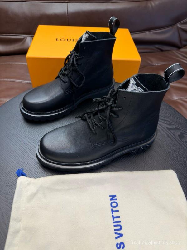 2024 Men Louis Vuitton Black Calf Leather Casual High Top MJ00440