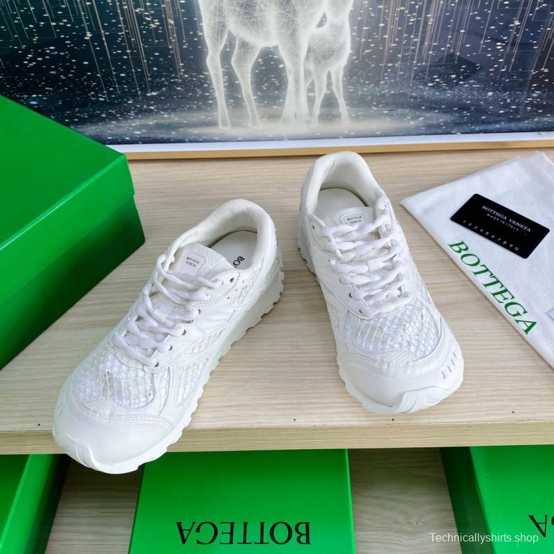 2025 Unisex Bottega Veneta White Lightweight Mesh Runner Sneakers LY00310