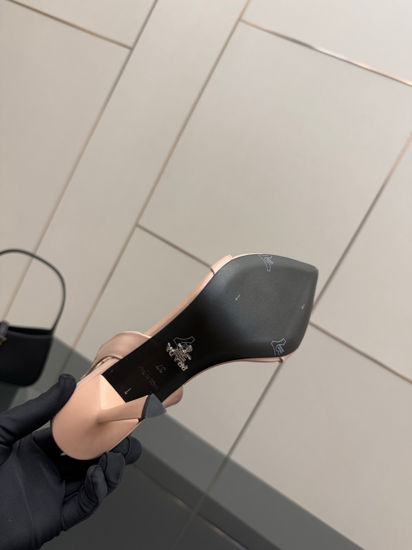 2025 Women Prada Nude Leather Sandals