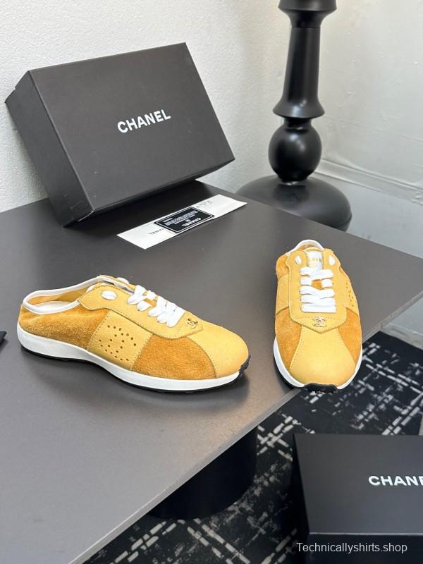 2025 Women Chanel Yellow Suede Casual Sneakers Handmade CC Logo LY00360(F)