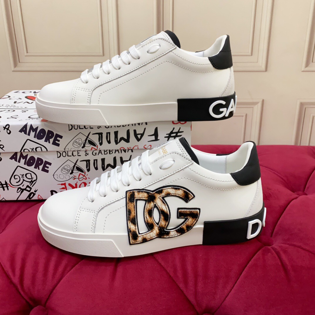 2025 Women Dolce & Gabbana White Leopard Print Leather Sneakers LY00300
