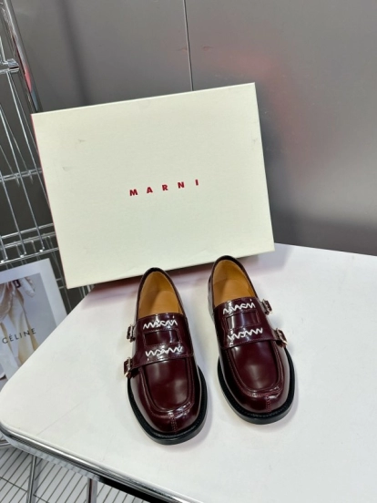 2025 Women Marni Burgundy Leather Loafers KFY00320