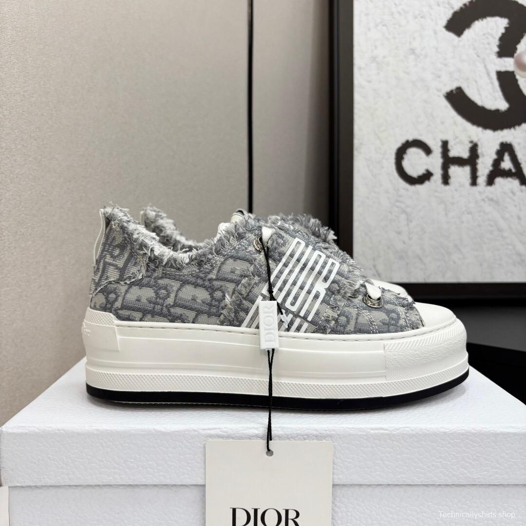2025 Women Dior Grey Canvas Fur Sneaker LY00300