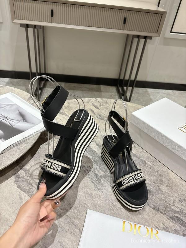 2025 Women Dior Black Leather Sandals Christian Dior Logo KFY00280