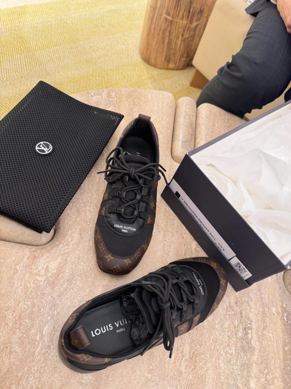 2025 Unisex Louis Vuitton Black Brown Canvas Leather Sneakers LY00340