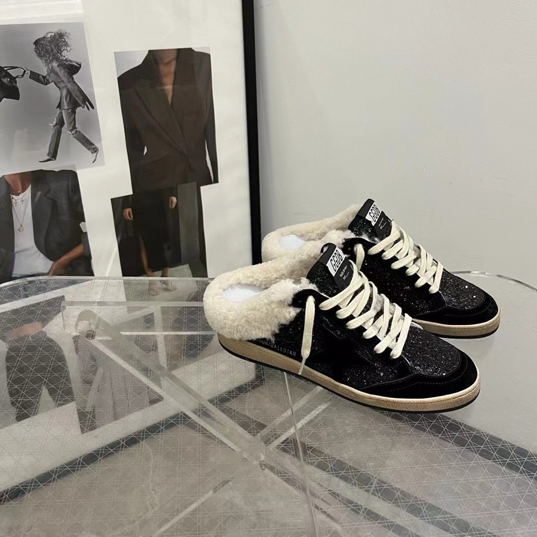 2024 GGDB Black Suede Shearling Slippers MJ00280