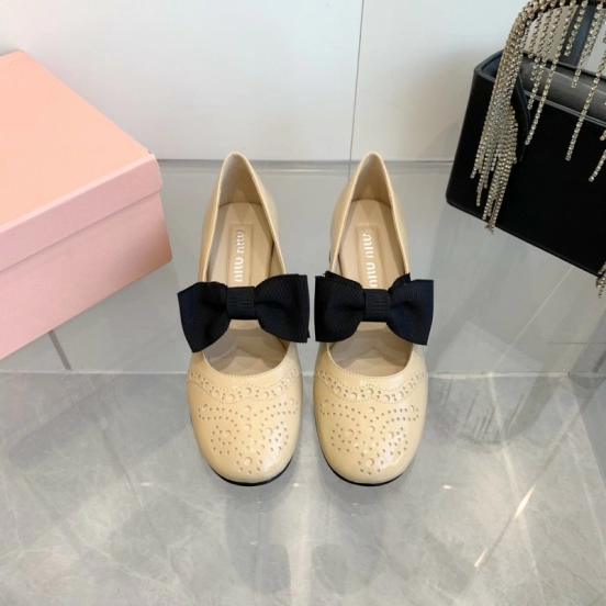 2025 Women Miu Miu Beige Black Leather Mary Jane Bow KFY00280