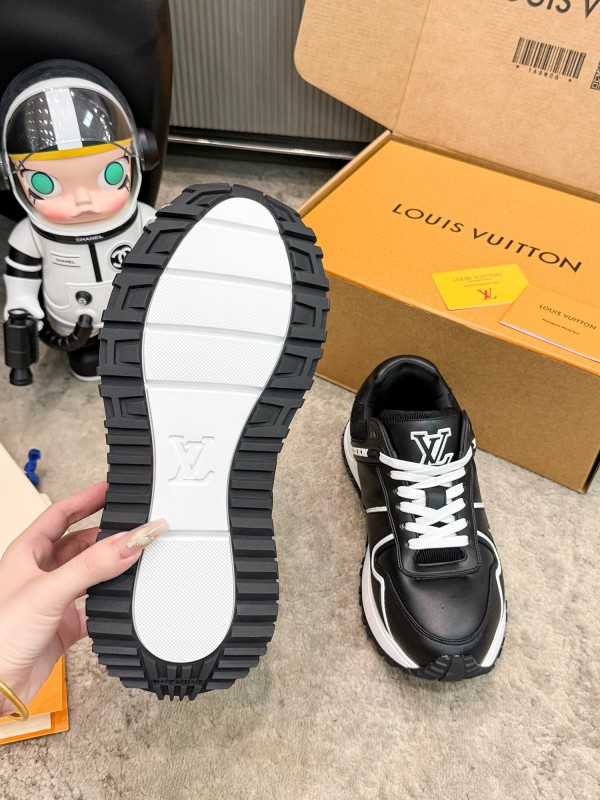 2025 Unisex Louis Vuitton Black White Leather Sneakers Run Away Maxi AS00390