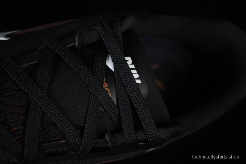 Nike Air Zoom Vomero 18 Cushioned Running Shoes - IH4454-001