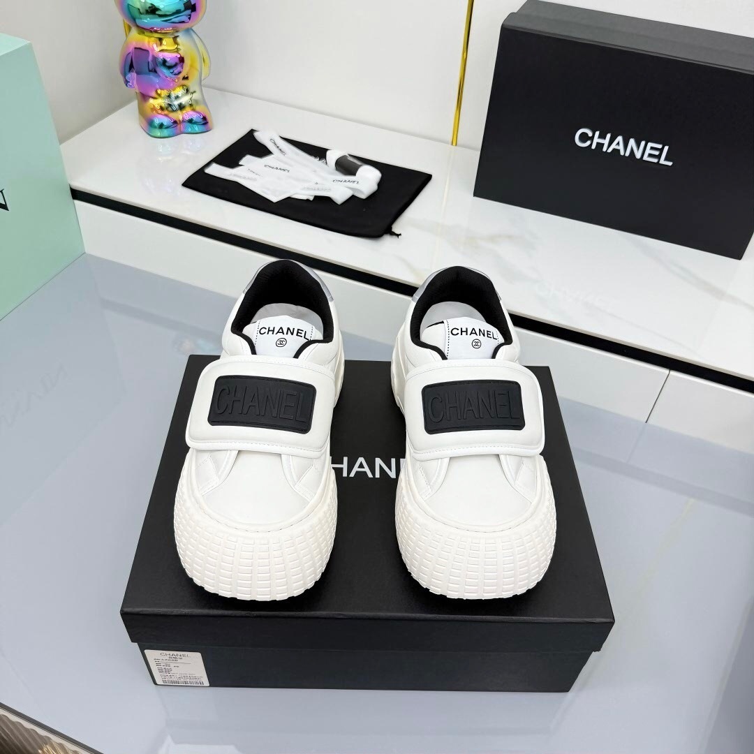 Chanel 2025/SS Panda Loafers Casual Sneakers - LY00330