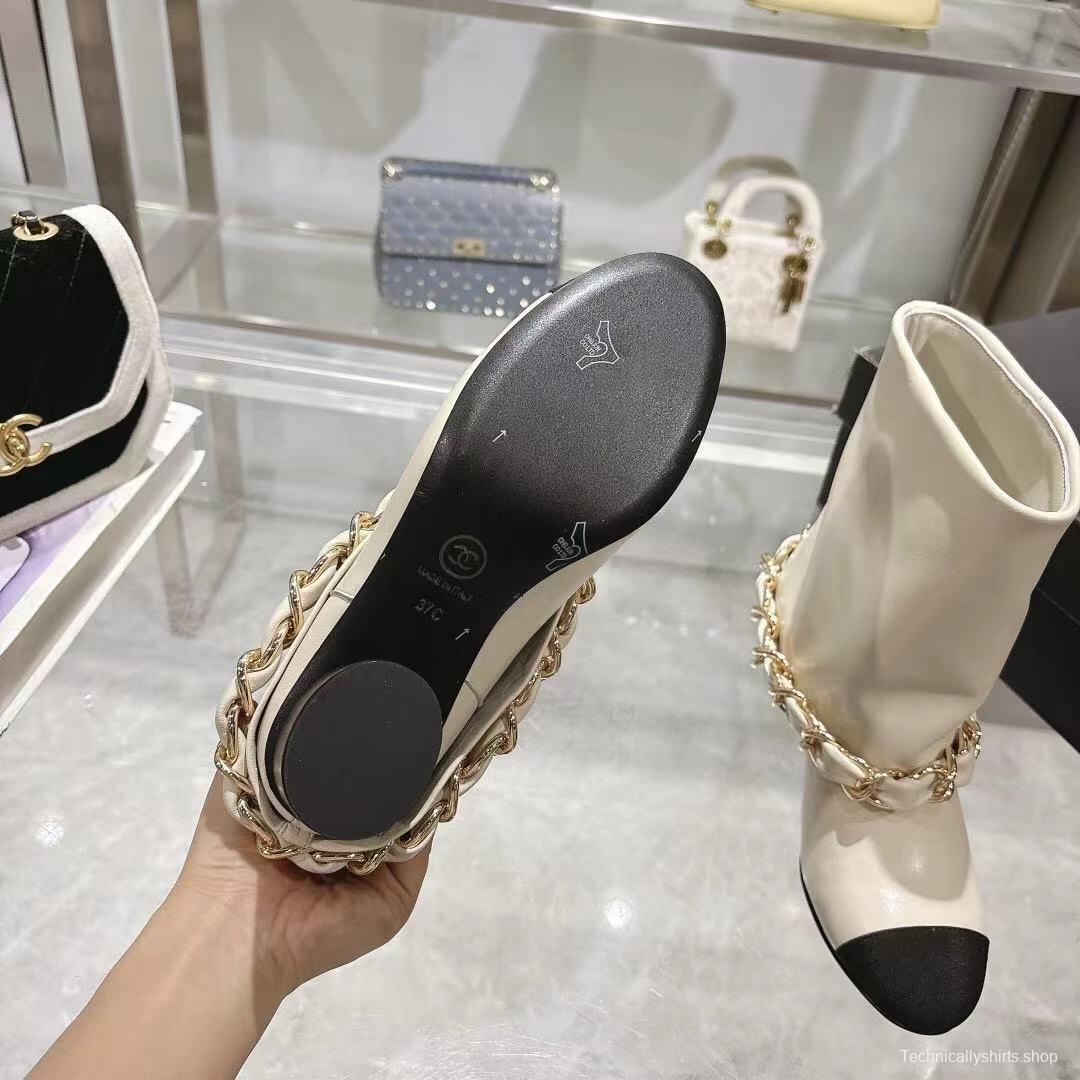 Chanel 2025 SS Runway Turn-Cuff Large Chain Block Heel Boots - LY00410