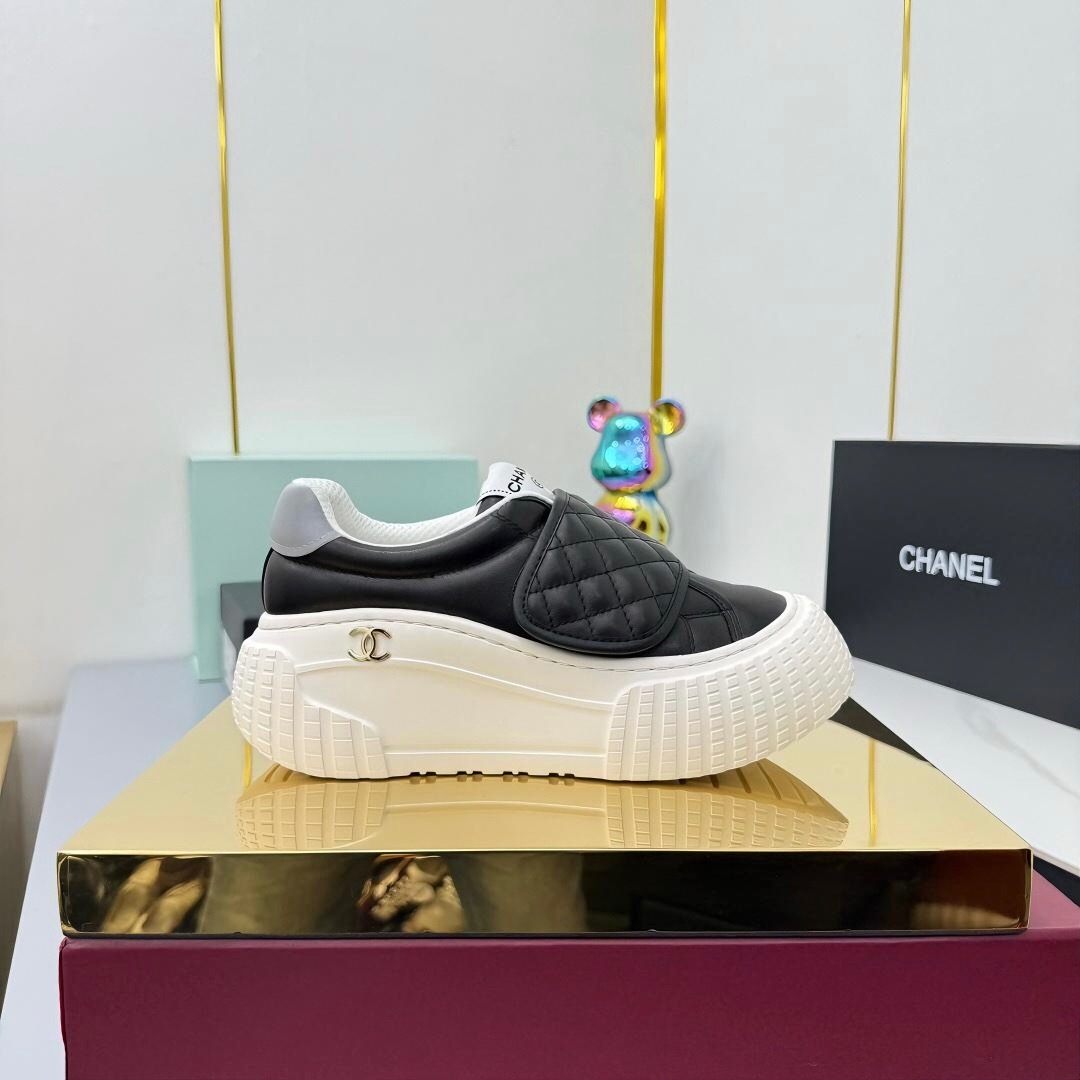 Chanel 2025/SS Panda Casual Sneakers - LY00330