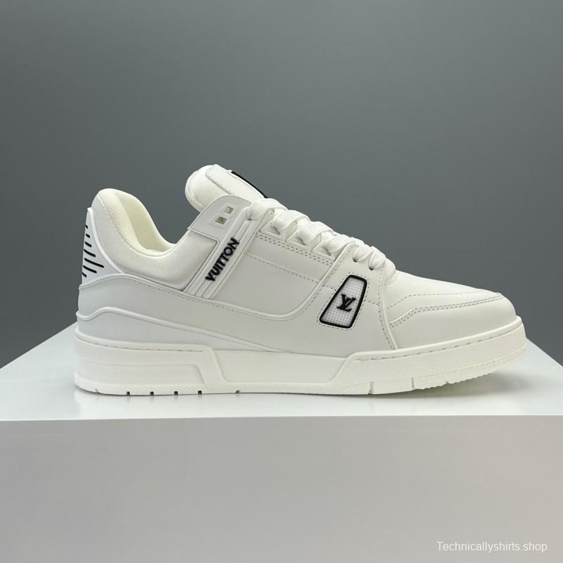 Louis Vuitton Trainer Retro Basketball-Inspired Sneakers with Mixed Materials - LY00430