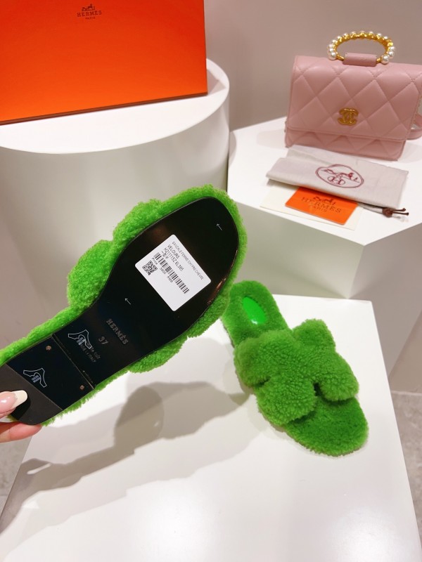H Teddy Wool H Slippers Flat Sole Winter Edition - LY00240