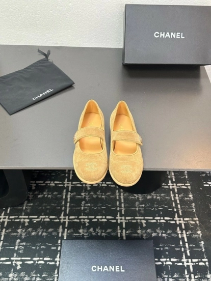 Chanel Quilted Flats Slip-On Mules - KFY00280