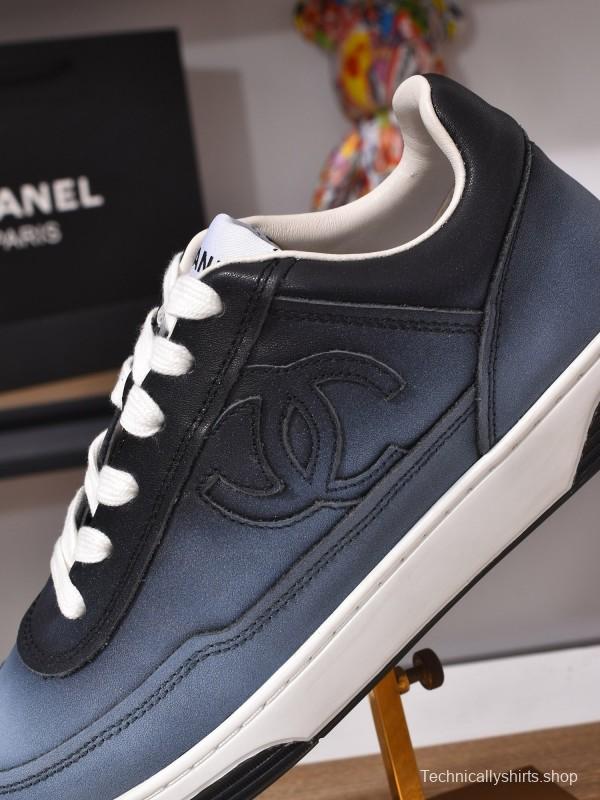 Chanel Classic Loafer with Gradient Logo and Platform Sole - KFY00350