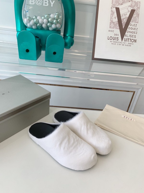 Marni 2025/SS Mule Shoes with Horsehair Design - LY00