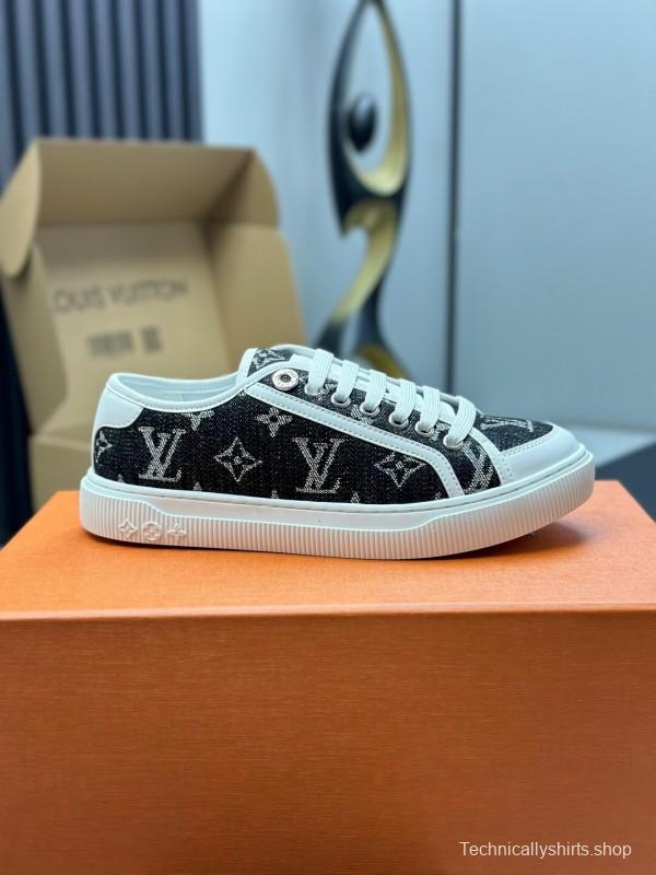 Louis Vuitton Time Out Series Monogram Animal Print Casual White Sneakers - AS00260