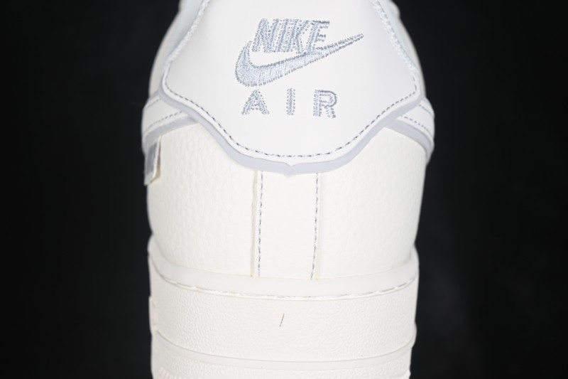 Nike Air Force 1 '07 Low Basketball Shoes with Full-Length Air Cushion - DN9688-120