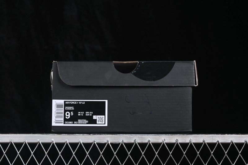 Nike Air Force 1 '07 Low Basketball Shoes with Full-Length Air Cushion - DD1982-352